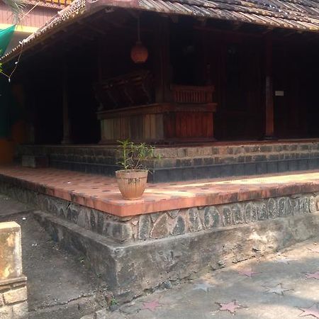 トリバンドラムThriphala Ayurveda Yogashramアパートメント エクステリア 写真